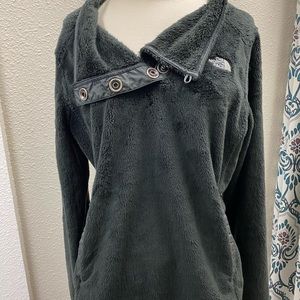 Women’s Fleece Pullover